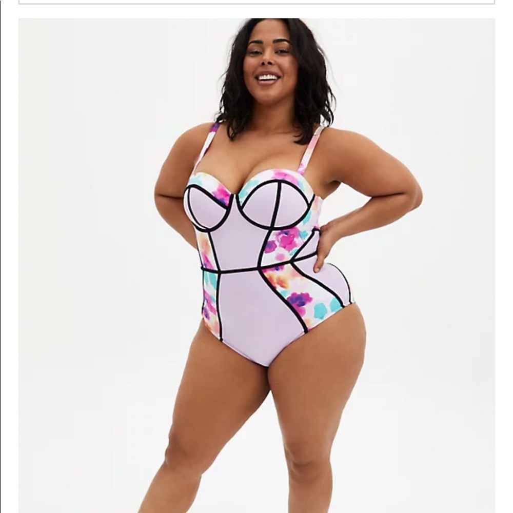 Torrid size 1 D/DD